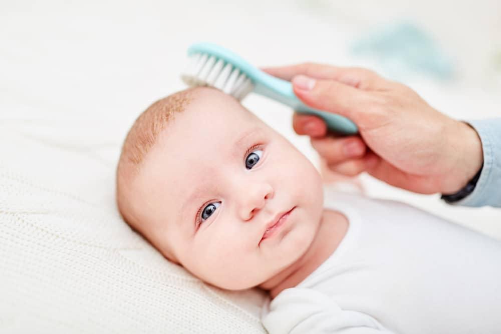 ကလေးဦးရေပြား အဆီအထွက်များ၊ အဖတ်လန်သော cradle cap ကို ဘယ်လိုကုသမလဲ