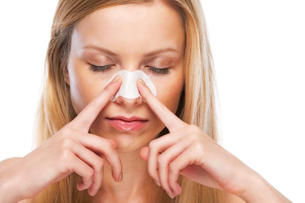 Blackheads (ဆားဝက်ခြံ)
