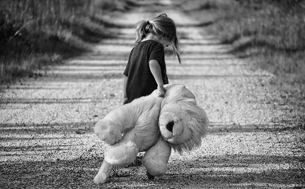 Sleepwalking (áĄáááşááąáááşá¸áááşá¸áááťážáąáŹááşááźááşá¸)