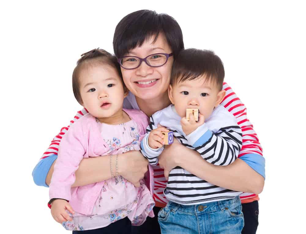 ဖျားနေတဲ့ကလေးကို မြန်မြန်သက်သာအောင်လုပ်နိုင်မယ့် နည်းလမ်း (၇) ခု