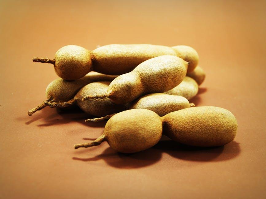 Tamarind (မန်ကျည်းသီး)