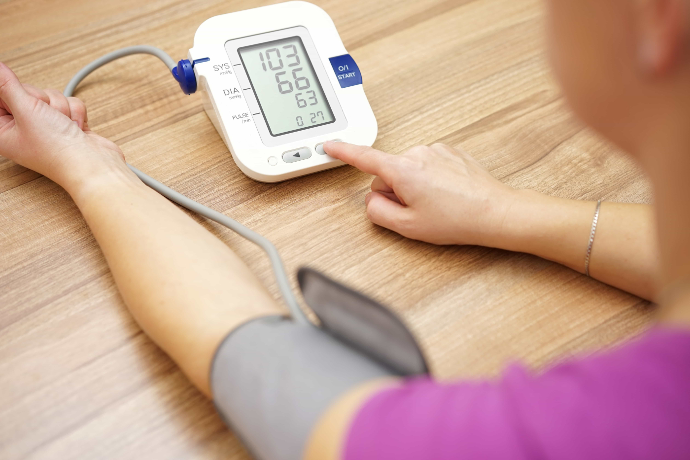 Home Blood Pressure Test ( အိမ်မှာ သွေးပေါင်ဘယ်လိုချိန်မလဲ )