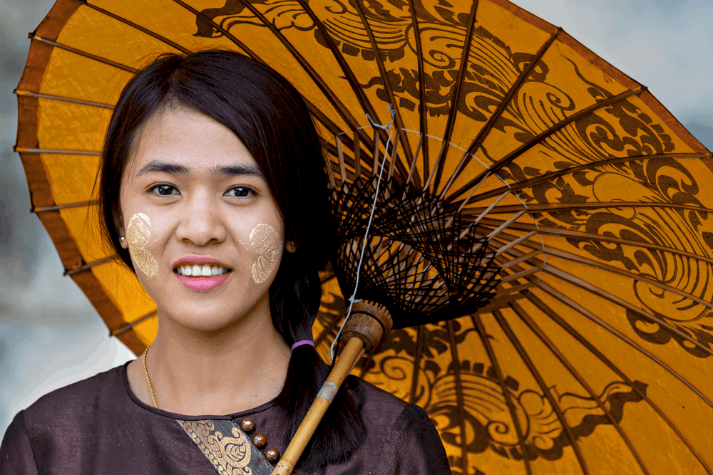အသားမဲတာ ပတ္တမြားခဲပါ