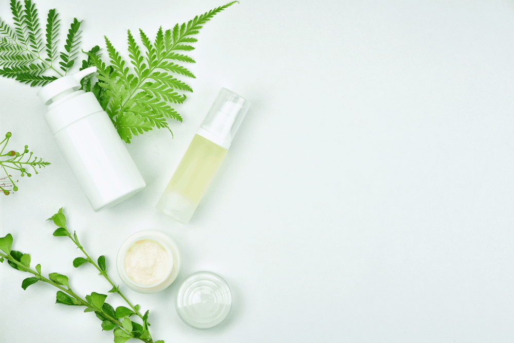 Cosmetic လား - Skincare လား....