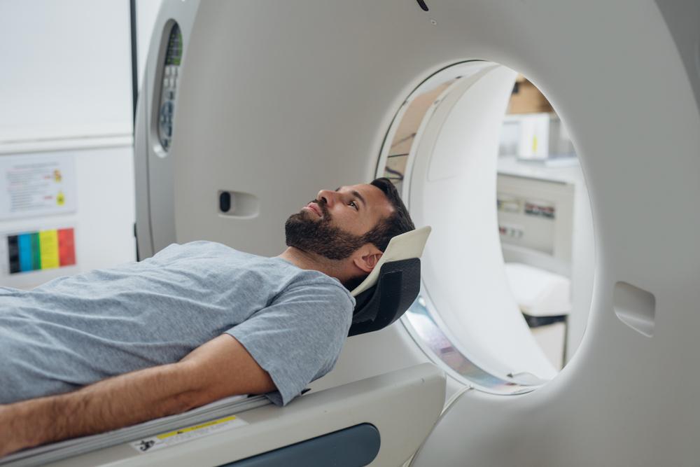 ကွန်ပျူတာဓာတ်မှန်(CT Scan)နဲ့ သံလိုက်ဓာတ်မှန် (MRI Scan) ဘာကွာသလဲ