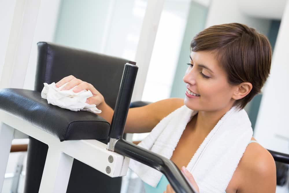 Gym ကစားနေသူတိုင်း တစ်ကိုယ်ရေသန့်ရှင်းမှုကို သေချာဂရုစိုက်ပါ