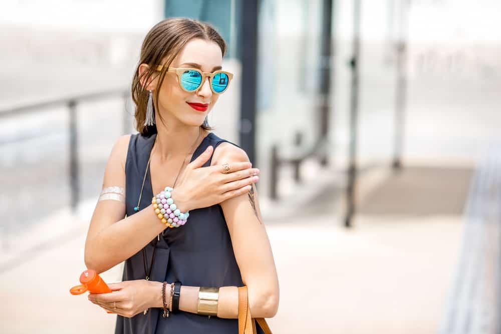 နေရောင်ဒဏ်က ကာကွယ်ကြပါ………..