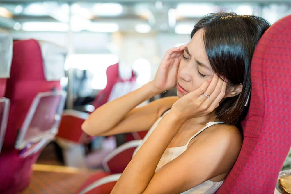 Motion sickness (ကားမူးခြင်း )