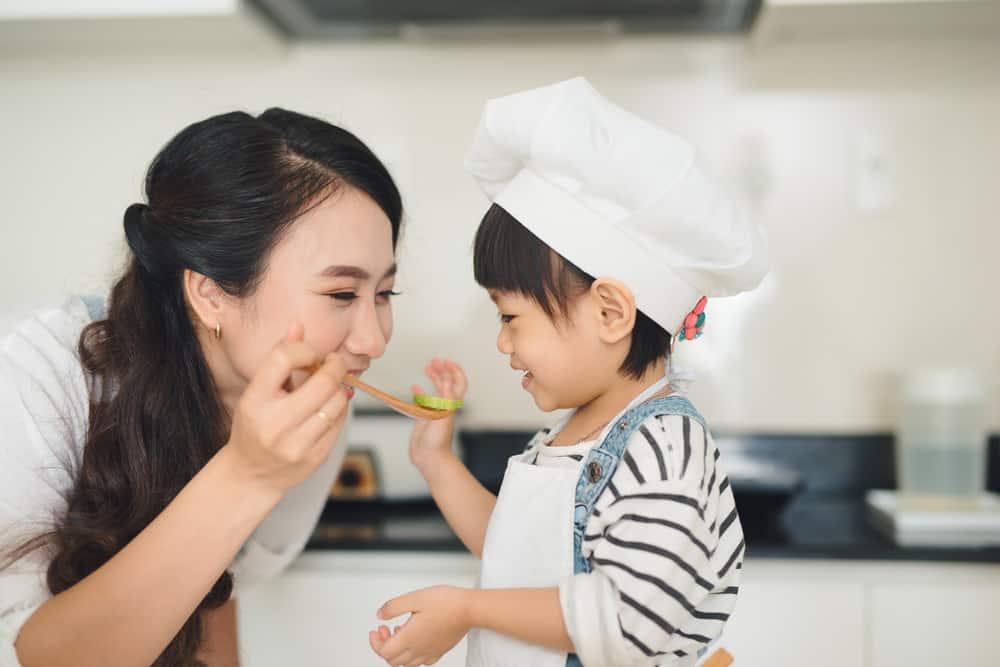 မေမေတစ်ယောက်အတွက် ဂုဏ်ယူစရာအကောင်းဆုံးက ဘာလဲ...................