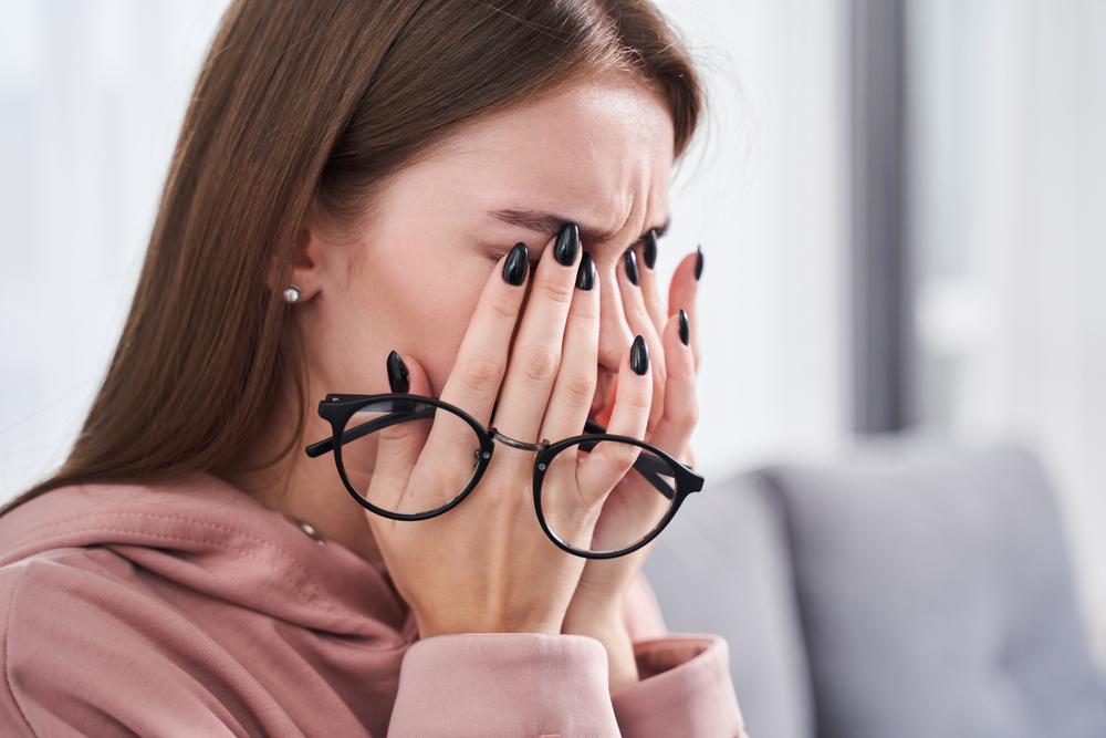 မျက်ရိုးကိုက်တိုင်း မျက်မှန်ပါဝါတိုးဖို့ လိုသလား