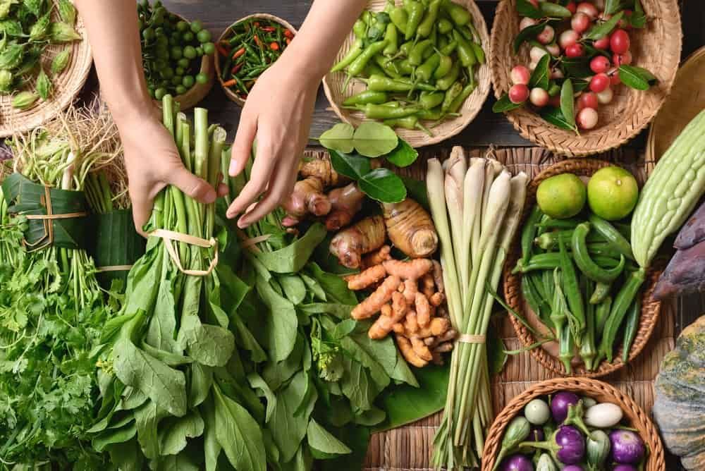 သဘာဝအတိုင်း သွေးချိုထိန်းပေးနိုင်မယ့် ခါးသက်သက် အစားအစာအချို့