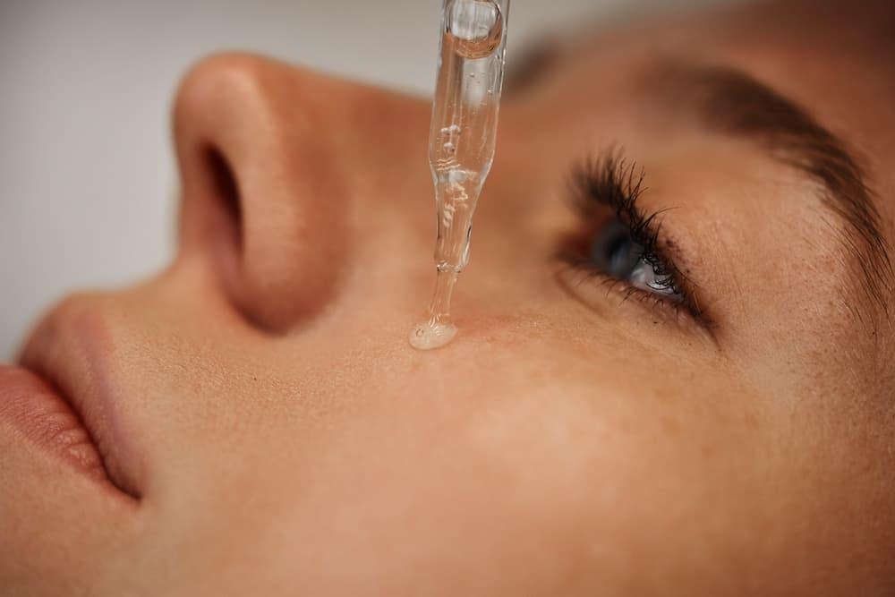 Niacinamide က အသားအရေအတွက် ဘာကောင်းတာလဲ!